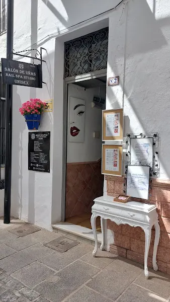 Nail Spa Studio Unisex, Manos Creaciones - Mijas