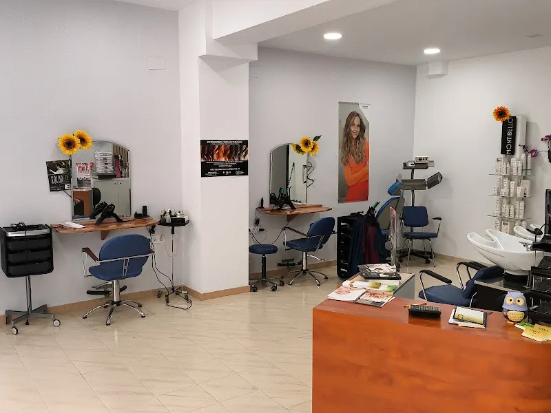 PERUCH Salón - Peluquería en Hospitalet de Llobregat (L) - foto 2