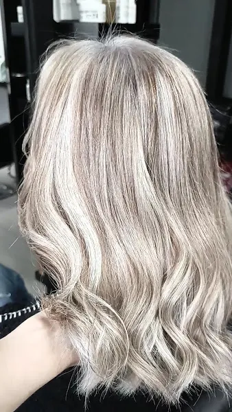 Peluquería Luz Lestón - Peluquería en Cee - foto 2