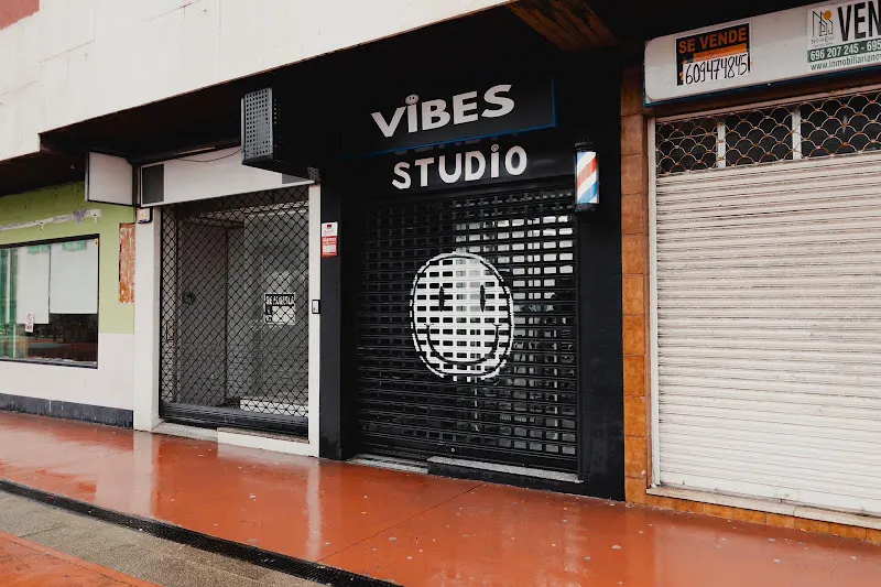 VIBES STUDIO - Barbería en Pontevedra - foto 2