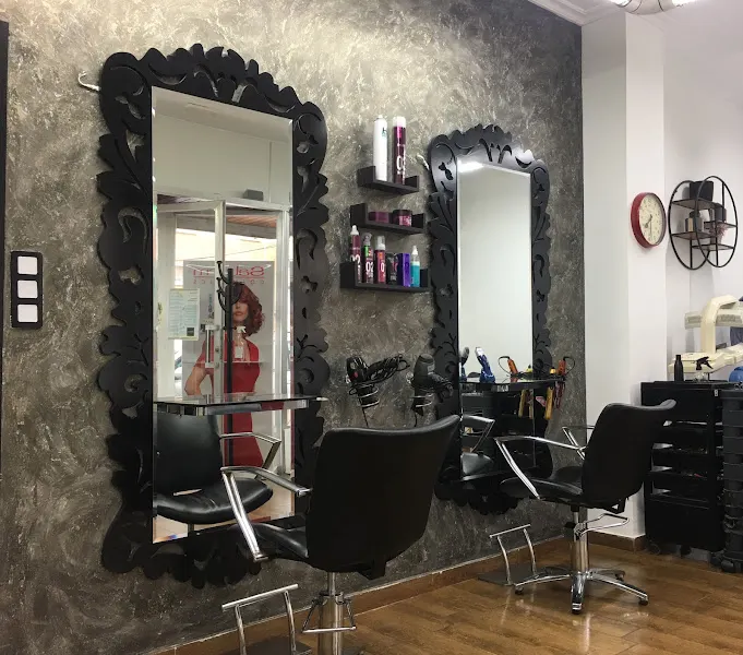 Oihana Peluqueria Ileapaindegia - Peluquería en Alsasua - foto 2