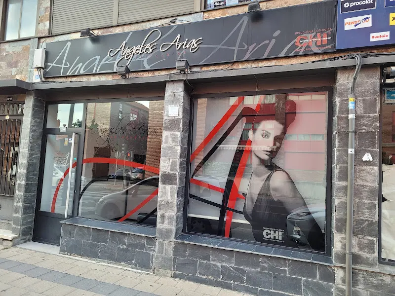 PELUQUERIA Ángeles Arias