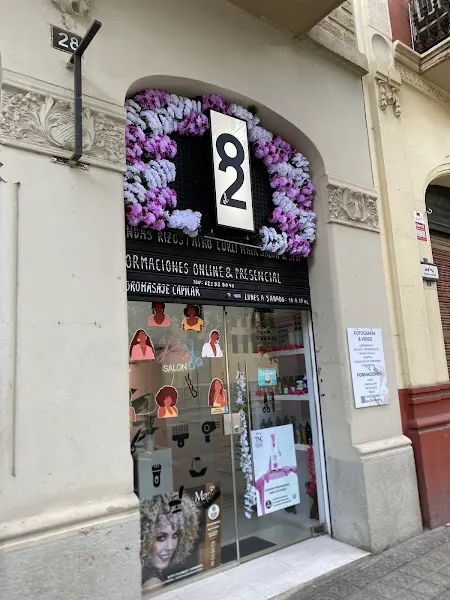 El 28 Curly Peluquería Barcelona - Peluquería en Barcelona - foto 2