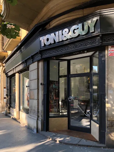 Toni & Guy - Peluquería en Barcelona - foto 2