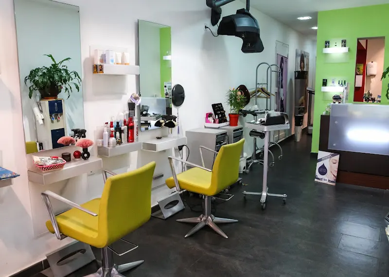 Marcy Estética y Peluquería - Peluquería en Barcelona - foto 2