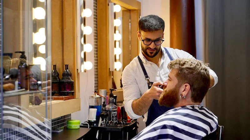 Oussman Barber Shop | barbería barcelona | La mejor barbería de Barcelona