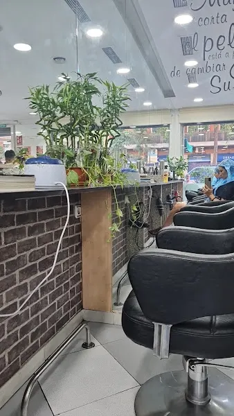 Peluqueria - Peluquería en Barcelona - foto 2