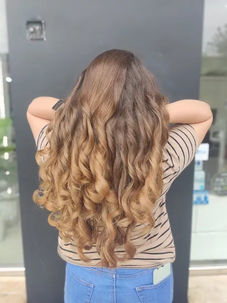 Carmesina Peluquería y Estética Valencia