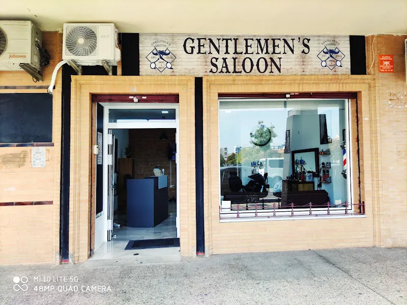 Gentlemen's Saloon - Peluquería en Sevilla - foto 2