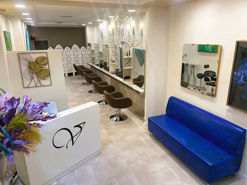 Venegas Peluqueros - Peluquería en Sevilla - foto 2