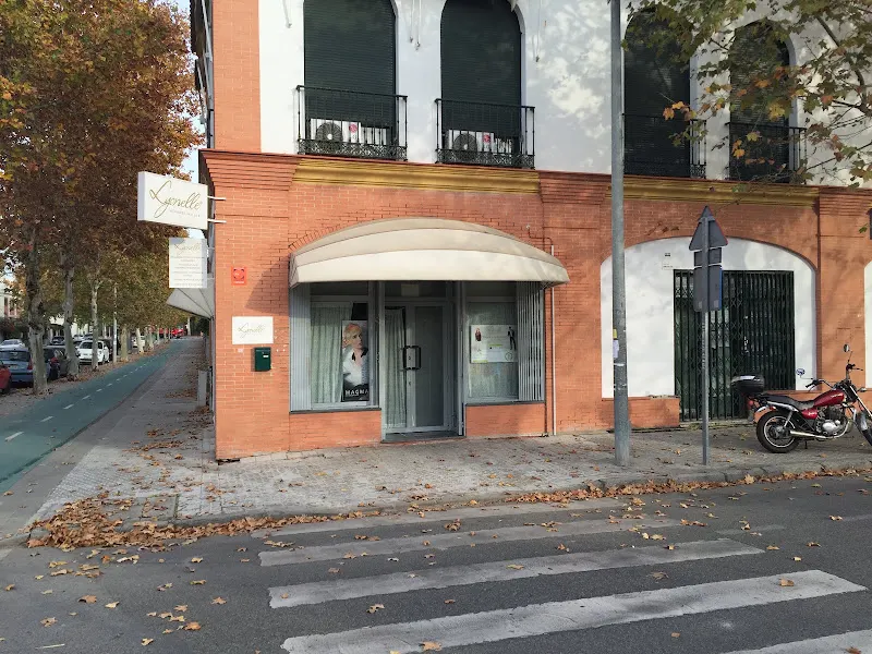Peluquería Lyonelle Av Italia