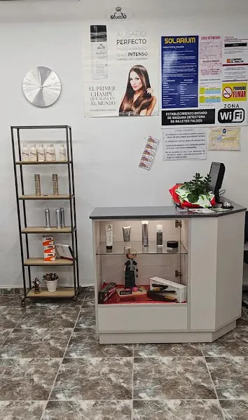 Chaes Peluquería - Peluquería en Zaragoza - foto 2