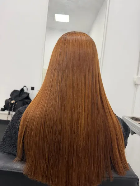 Peluquería y Estética en Málaga - Grupo Almagro - Peluquería en Málaga - foto 2