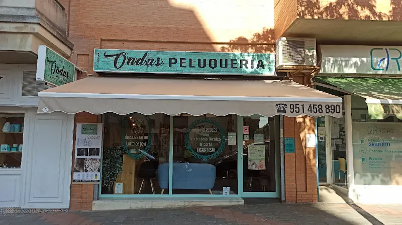 Ondas peluqueria - Peluquería en Málaga - foto 2