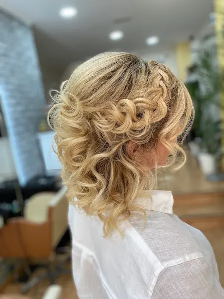 Peluquería Elena hair stylist - Torrevieja