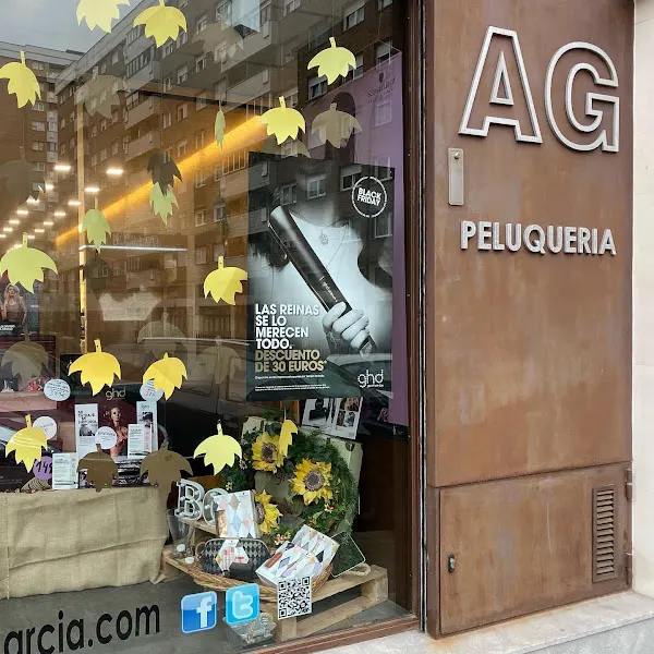 ARANTZA GARCIA PELUQUERIA
