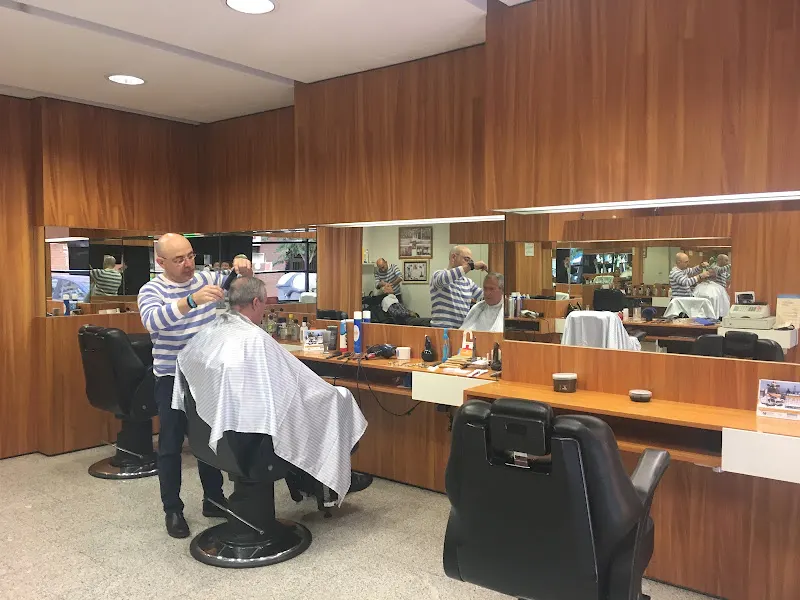 Peluquería Ortín - Barbería en Alicante - foto 2