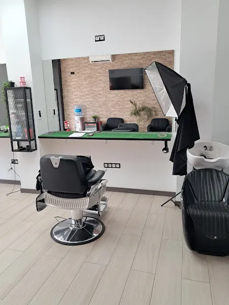 J. Tejerina Barbershop - Vélez-Málaga