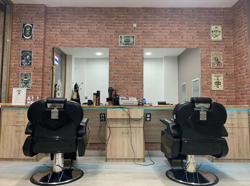 BARBER BILI - Peluquería en Vitoria-Gasteiz - foto 2