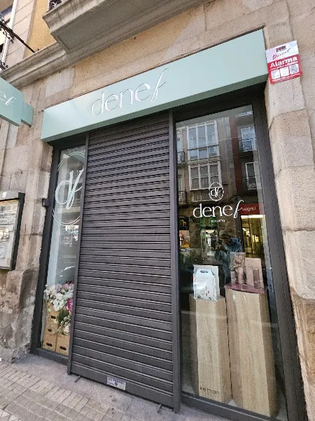Denef peluquería - Peluquería en Vitoria-Gasteiz - foto 2