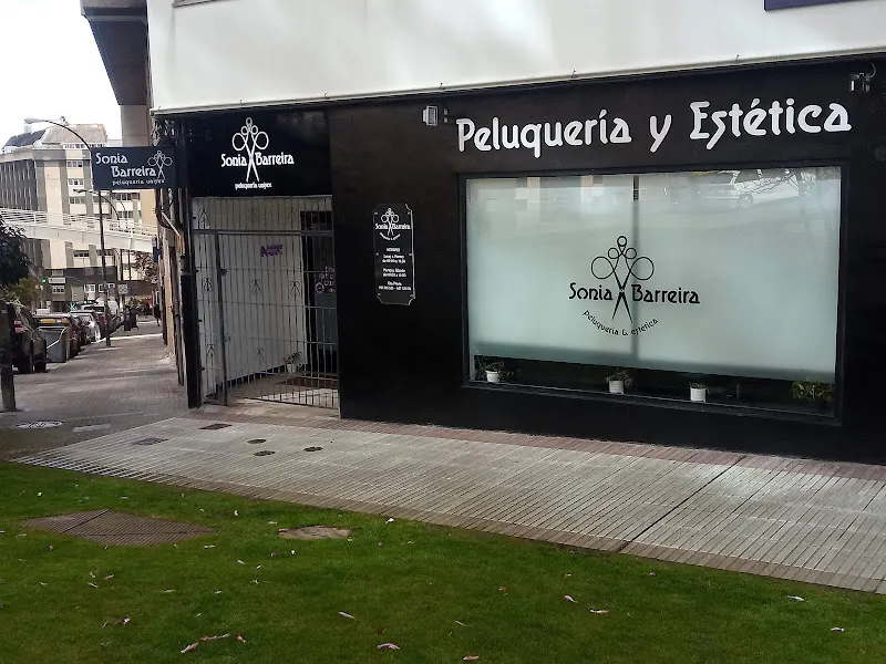 Sonia Barreira - Peluquería en Coruna (A) - foto 2