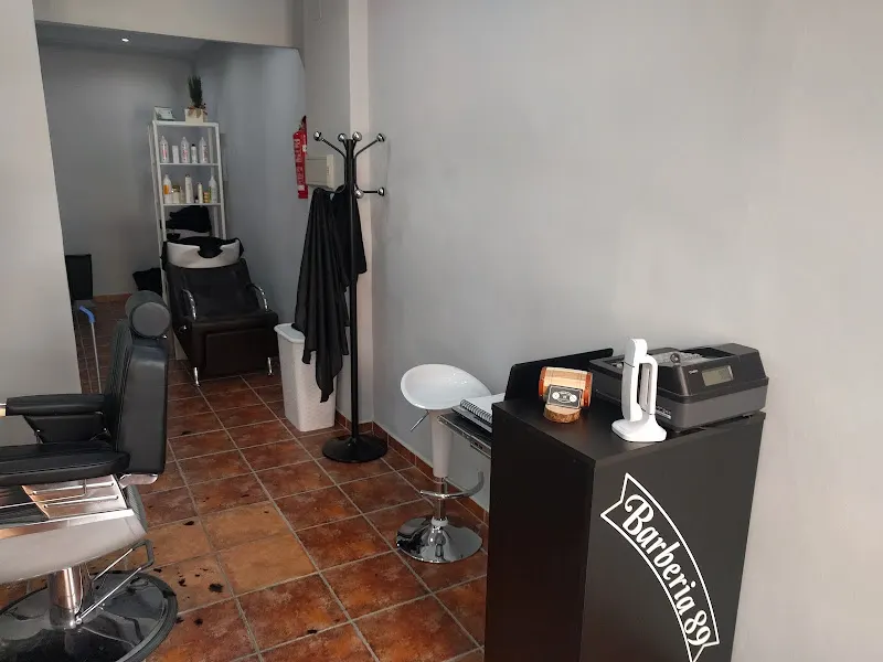 Barberia 89 - Peluquería en Torrent - foto 2