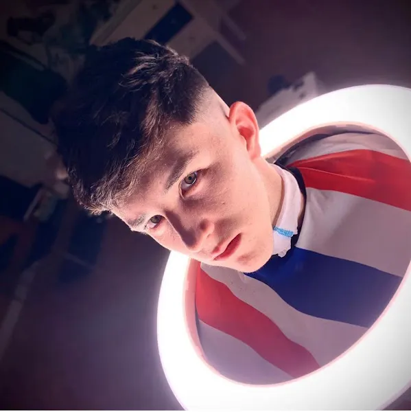 La Yori Barber