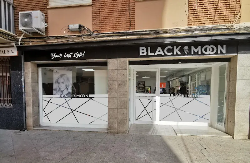 Black moon - Peluquería en Torrent - foto 2