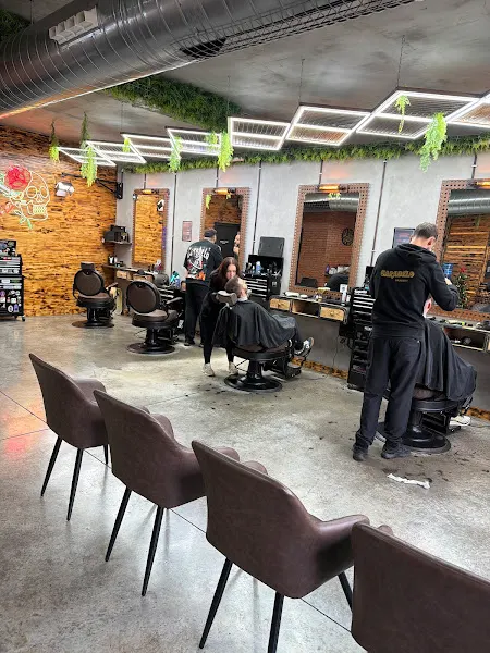 Carabelo - Barbería en Granada - foto 2