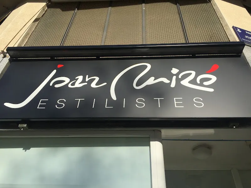 Joan Miró Estilistes P - Peluquería en Terrassa - foto 2