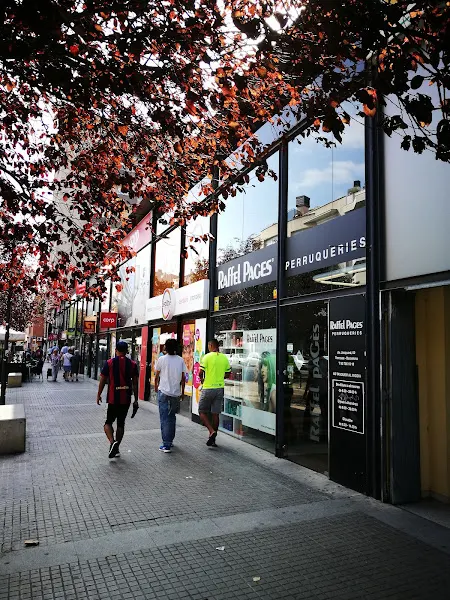Perruqueria Raffel Pages - Peluquería en Terrassa - foto 2
