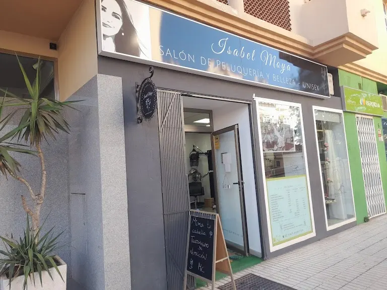 Isabel Moya. Salón de Peluquería y Belleza - Fuengirola
