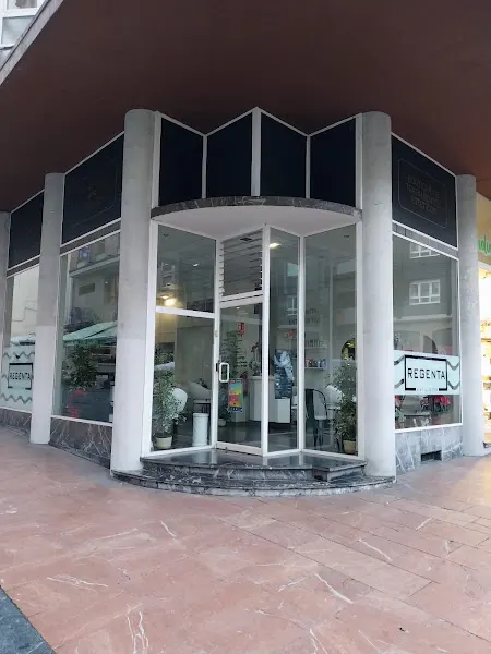 Regenta Estilistas - Peluquería en Oviedo - foto 2