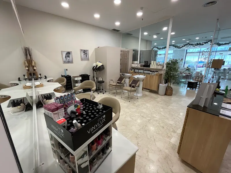 Salón De Belleza Y Peluquería Gloria - Fuengirola