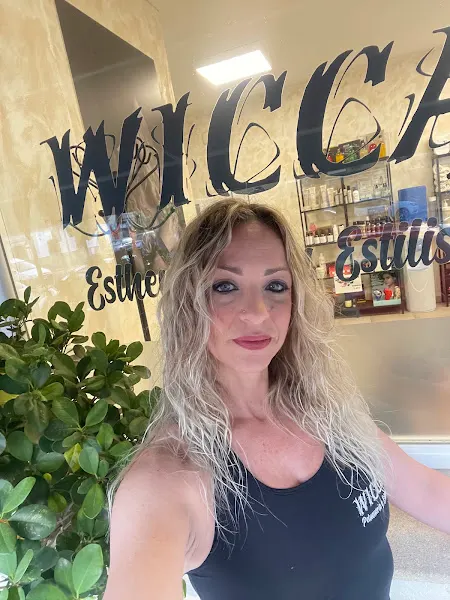 wicca peluqueria y estetica
