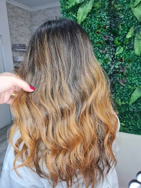 Violetta salon - Peluquería en Pamplona - foto 2