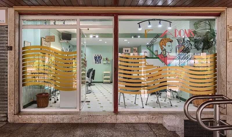 PELUQUERÍA CABALLEROS ADONIS - Peluquería en Getxo - foto 3