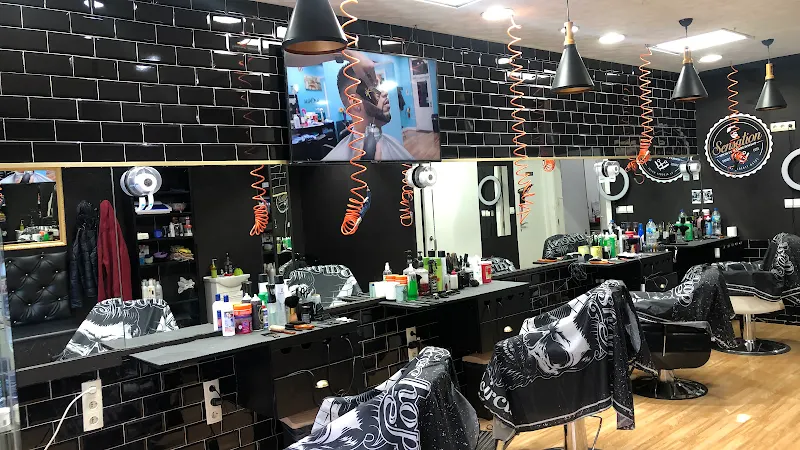 Maxs_barbershop Peluquería Y Barbershop