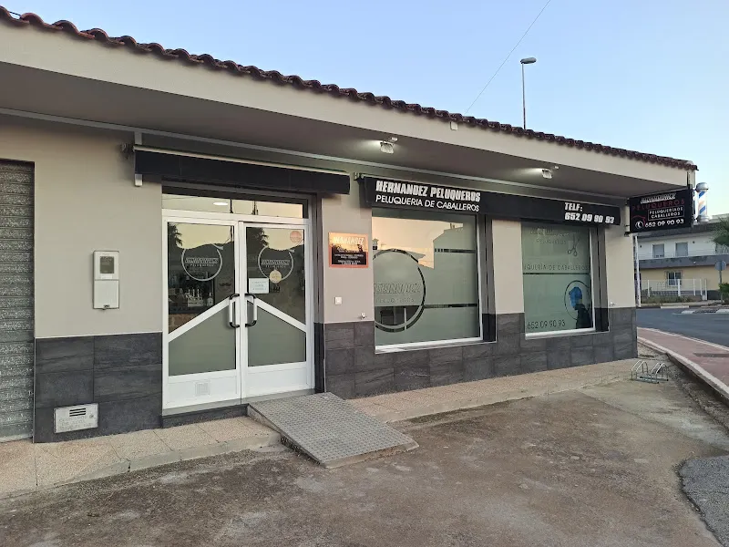 hernandez peluqueros - Peluquería en Orihuela - foto 2