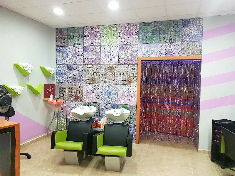 Salón de Peluquería "Melo'"
