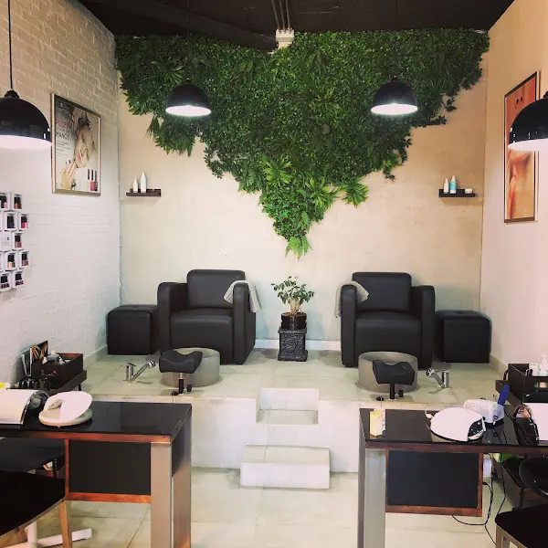 CAMERINOS HAIRDRESSER & TATTOO - Mijas