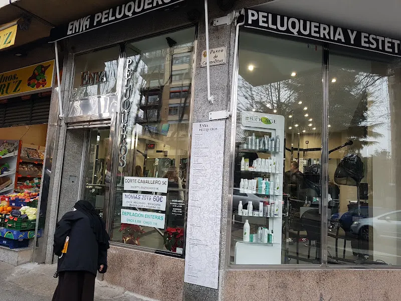 Enya Salón de Peluquería Unisex
