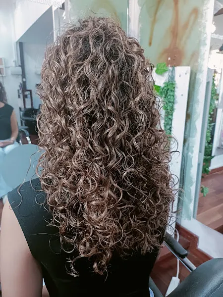 NM curly - Peluquería en Rubí - Rubí