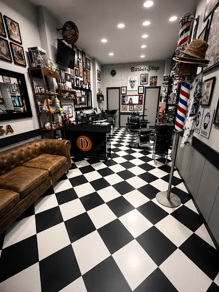 Barberia Devesa - Barbería en Mataró - foto 2