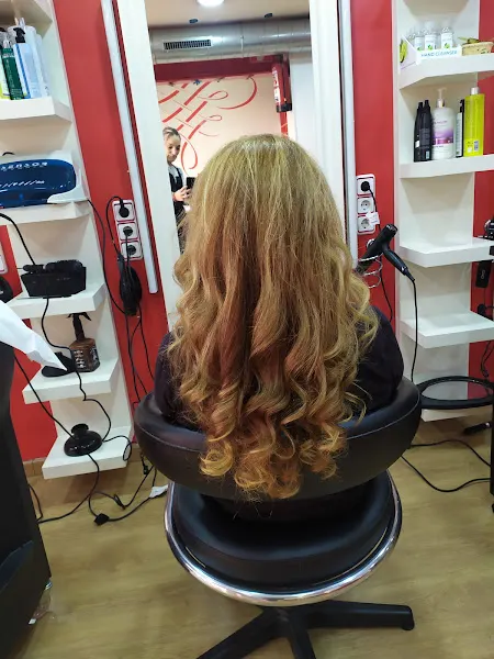 Peluquería Remedios.