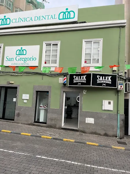 SALEK DREAMS BARBER - Telde