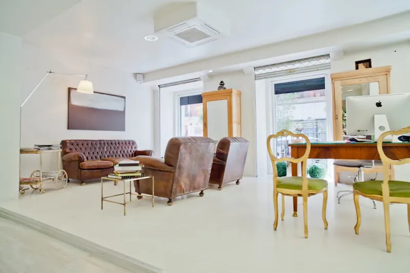 Teatro Hair & Care - Peluquería en Madrid - foto 4
