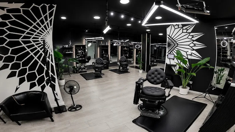 Damncuts - Barbería en Madrid - Madrid