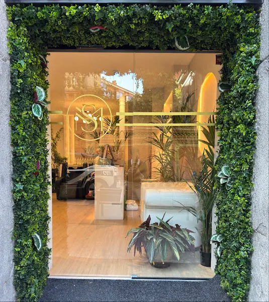 Mi Salón by Frank García