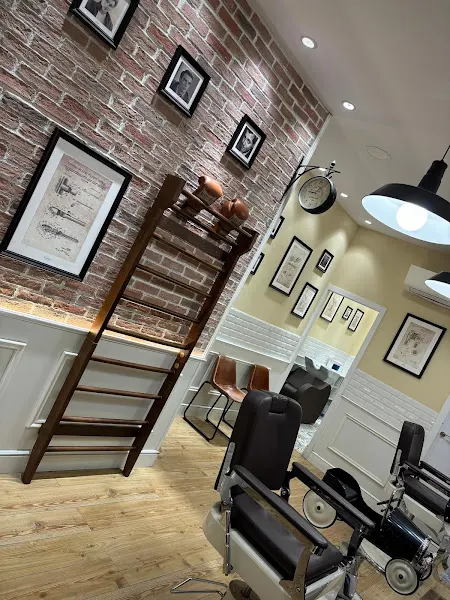 MAGNATE Barberia | Arguelles - Madrid